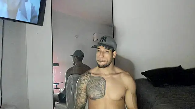 ThiagoLugo online show from 09-18-25, 05:21