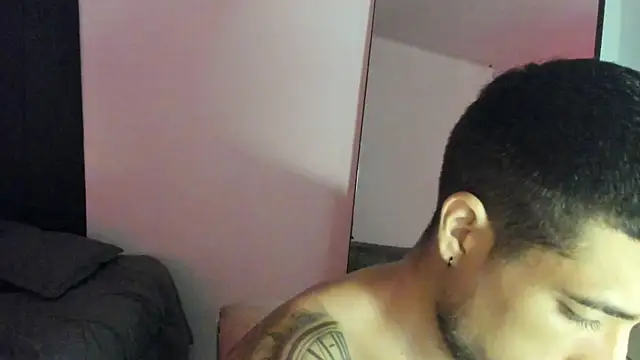 ThiagoLugo online show from 10-18-25, 12:23