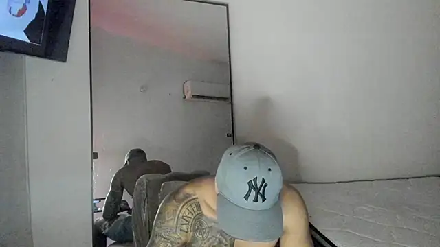 ThiagoLugo online show from 09-19-25, 05:22