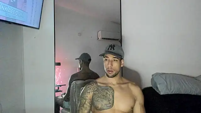 ThiagoLugo online show from 09-11-25, 01:49