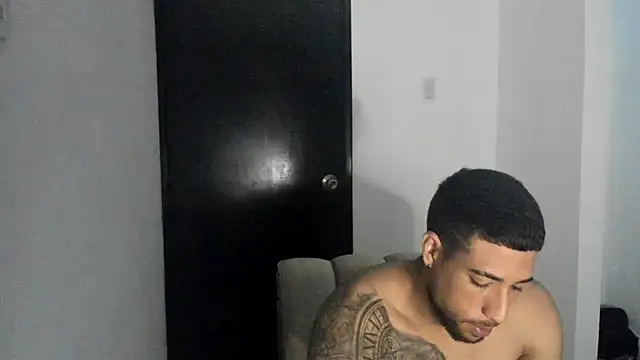 ThiagoLugo online show from 05-04-26, 02:59