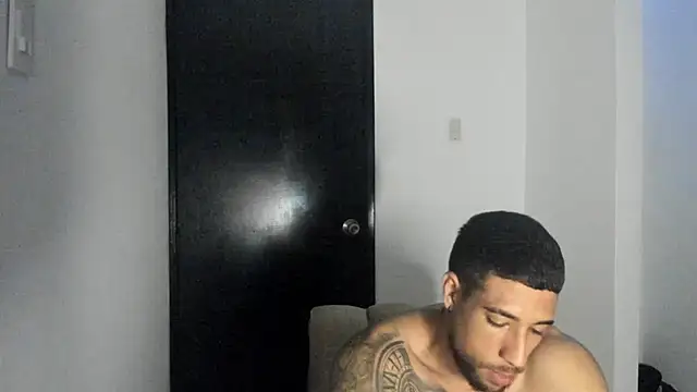 ThiagoLugo online show from 05-05-26, 04:37