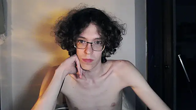 LovesomeCookie online show from 04-29-26, 05:41