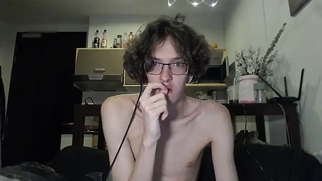 LovesomeCookie online show from 09-19-25, 02:32