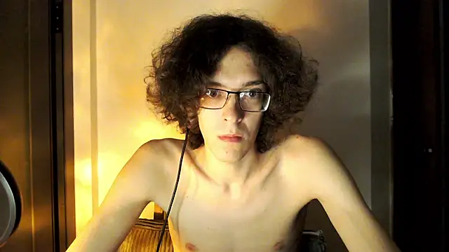 LovesomeCookie online show from 05-15-26, 05:44