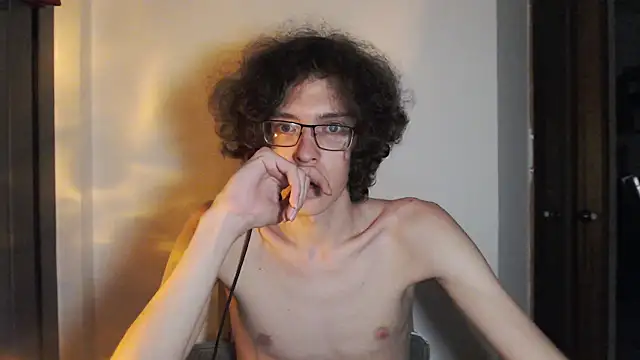 LovesomeCookie online show from 05-04-26, 04:43