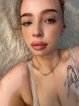 Hannah xBaby online show from 07-03-26, 12:00