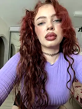 Snapshot of Hannah_xBaby chatting on 10-21-25, 10:14 Hannah xBaby online show from 10-21-25, 10:14