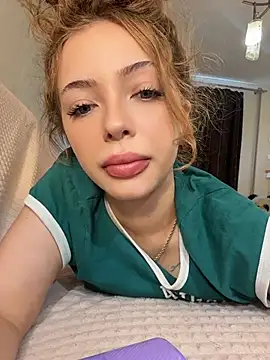 Hannah xBaby online show from 06-17-26, 09:30