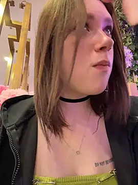 lucy-joy online show from 03-05-26, 08:55