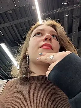 lucy-joy online show from 12-04-25, 10:25