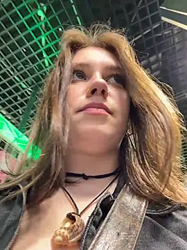 lucy-joy online show from 04-03-26, 09:16