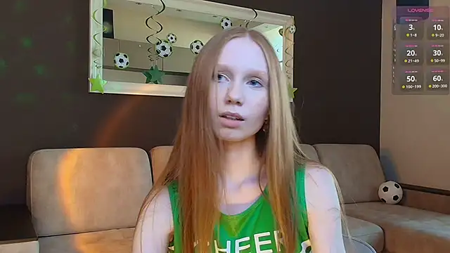 FoxyMira online show from 06-21-26, 04:24
