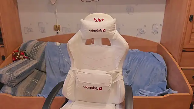 Snapshot of Dexter_Bennett chatting on 03-02-26, 01:51 Dexter Bennett online show from 03-02-26, 01:51