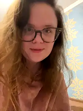 Snapshot of MariaMirabella chatting on 10-26-25, 09:04 MariaMirabella online show from 10-26-25, 09:04
