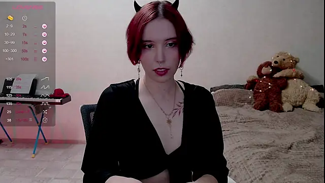 Snapshot of Ruby_Flame chatting on 10-15-25, 08:39 Ruby Flame online show from 10-15-25, 08:39