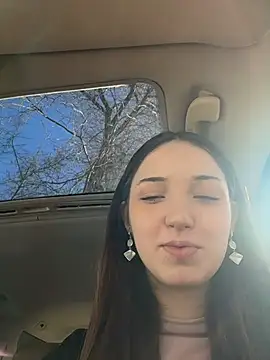 DollyTall online show from 03-29-26, 04:03