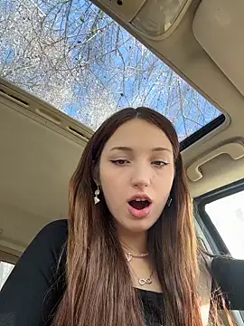 DollyTall online show from 03-23-26, 06:46