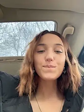 DollyTall online show from 11-13-25, 07:45