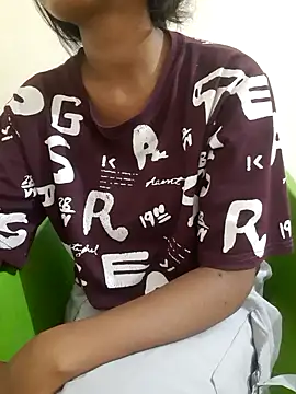 Snapshot of AnkitaDevi chatting on 06-16-26, 02:17 AnkitaDevi online show from 06-16-26, 02:17