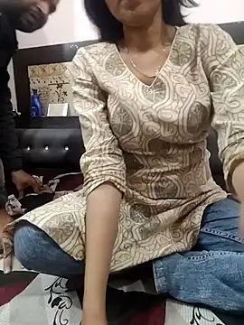 Yourhotsweetgirl online show from 02-11-26, 01:44