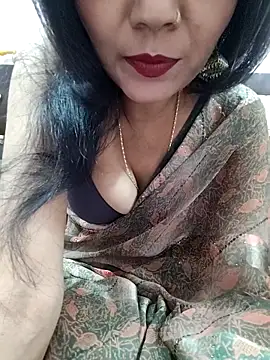 Yourhotsweetgirl online show from 11-10-25, 03:55