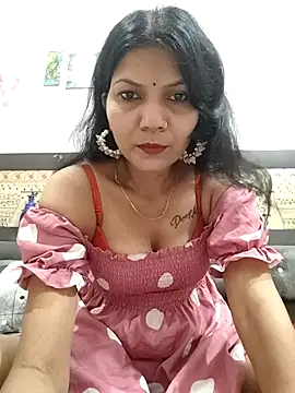 Yourhotsweetgirl online show from 09-10-25, 11:04