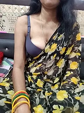 Yourhotsweetgirl online show from 10-31-25, 05:59