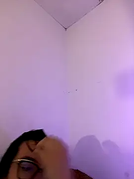 Emily Taylor2 online show from 11-27-25, 04:02