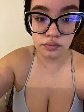 Emily Taylor2 online show from 09-18-25, 02:58