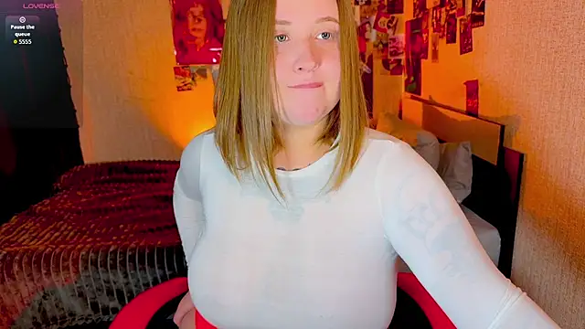 NaomiRey1 online show from 04-23-26, 05:47