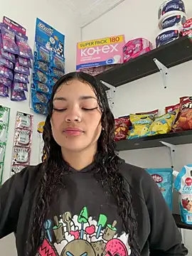 Camilla Miller01 online show from 04-18-26, 12:51