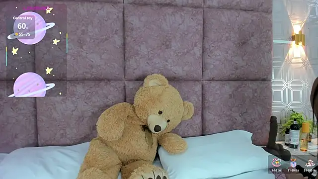 AmyStar1 online show from 04-13-26, 08:57