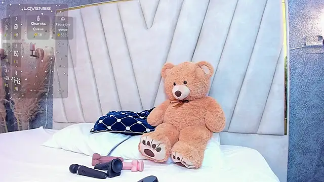 AmyStar1 online show from 11-22-25, 09:24