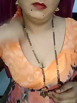 Snapshot of Niharika555 chatting on 03-19-26, 04:18 Niharika555 online show from 03-19-26, 04:18