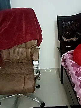 Snapshot of Niharika555 chatting on 03-20-26, 02:40 Niharika555 online show from 03-20-26, 02:40