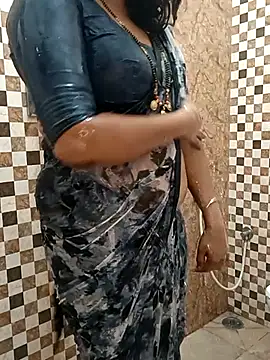 Snapshot of Niharika555 chatting on 03-21-26, 06:03 Niharika555 online show from 03-21-26, 06:03