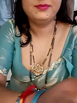 Snapshot of Niharika555 chatting on 04-13-26, 07:34 Niharika555 online show from 04-13-26, 07:34