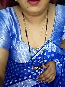 Snapshot of Niharika555 chatting on 04-10-26, 05:20 Niharika555 online show from 04-10-26, 05:20