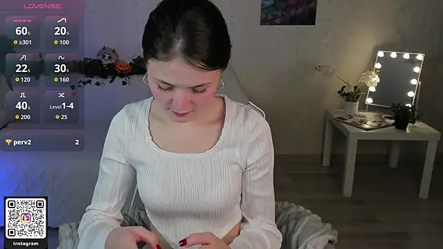 ArleneThomas online show from 11-14-25, 01:37