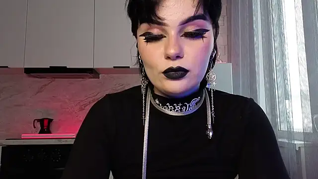 IntrigueYourDay online show from 05-18-26, 08:41