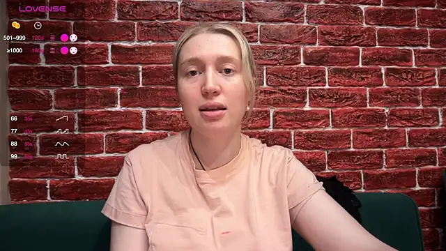 CitrusBlissss online show from 11-25-25, 02:39