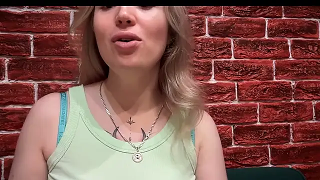 CitrusBlissss online show from 10-20-25, 02:17