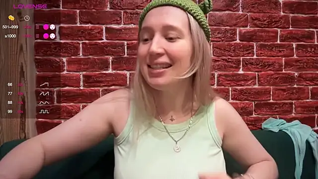 CitrusBlissss online show from 12-01-25, 03:24