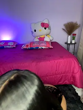 Dulcekitty   online show from 09-26-25, 10:11