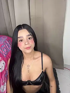 Snapshot of Dulcekitty__ chatting on 02-13-26, 10:15 Dulcekitty online show from 02-13-26, 10:15