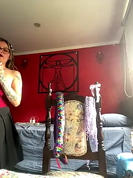 KoraSweett online show from 10-28-25, 07:13