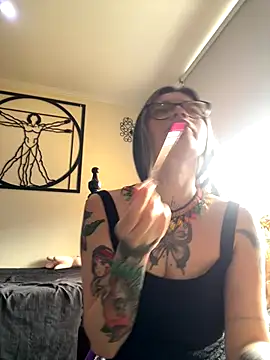 KoraSweett online show from 12-21-25, 05:36