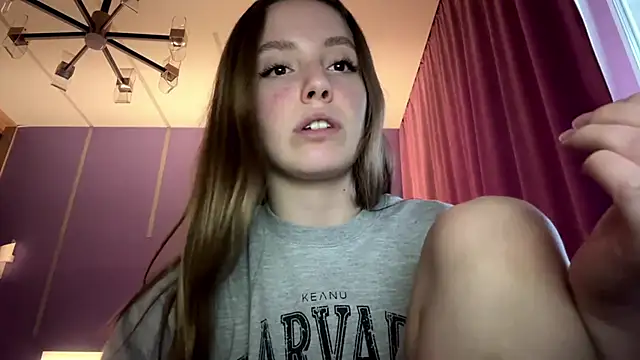 Snapshot of LinaMoonBlessed chatting on 03-31-26, 11:34 LinaMoonBlessed online show from 03-31-26, 11:34