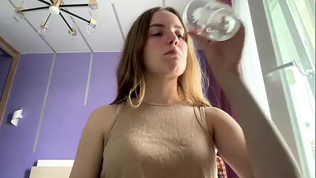 LinaMoonBlessed online show from 06-12-26, 09:51